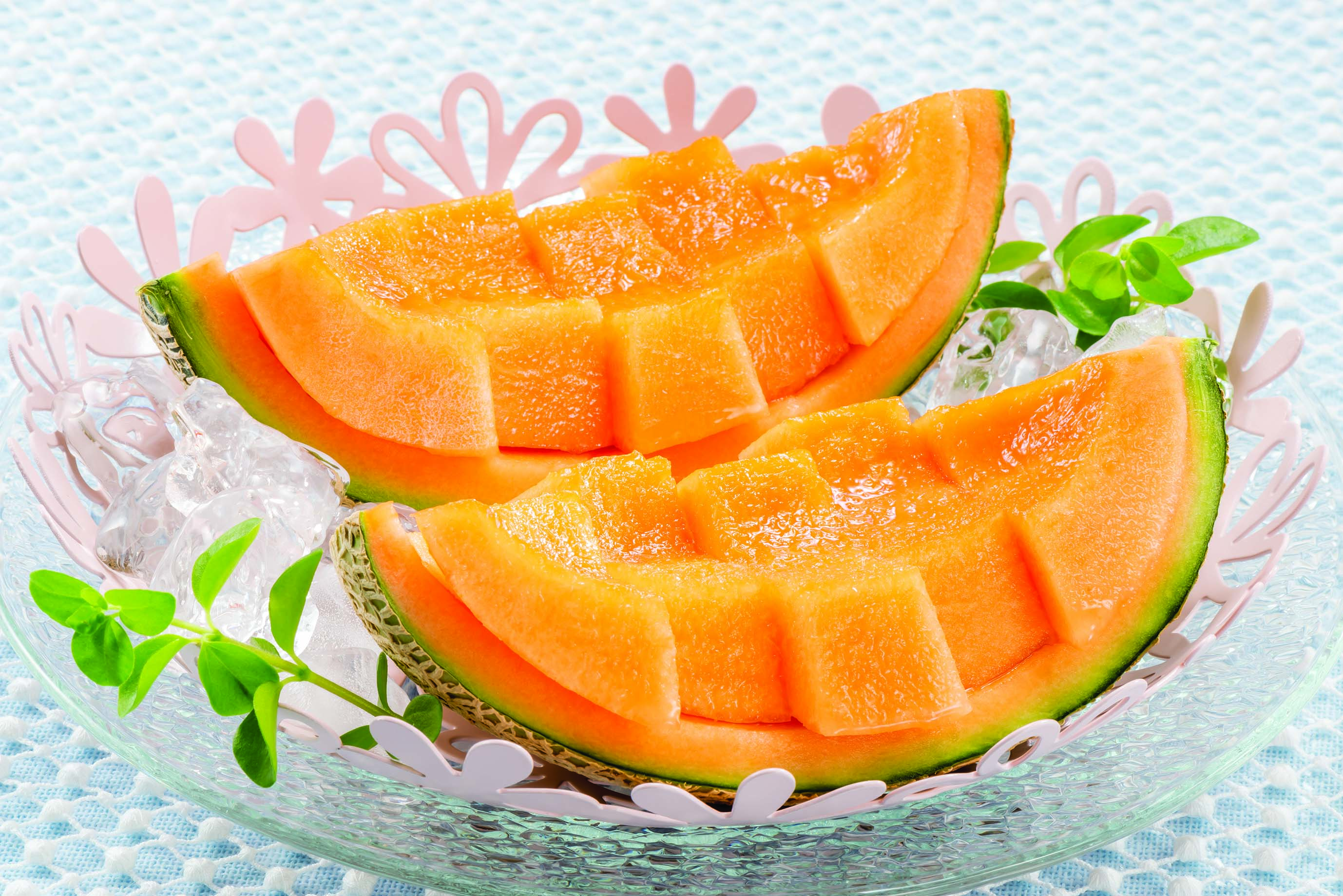【送料無料】予約受付中 7月14日締切 夕張メロン 優品 約1.3kg 1玉とメロン熊グミ